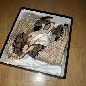 Gucci wedges